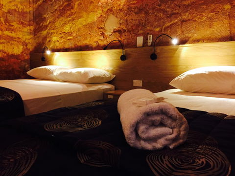The Lookout Cave Underground Motel - Nambucca Heads Accommodation 28