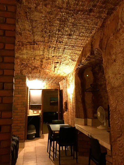 The Lookout Cave Underground Motel - Nambucca Heads Accommodation 19