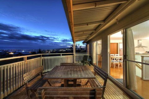 SeaWatch-Sea Views - Nambucca Heads Accommodation 7