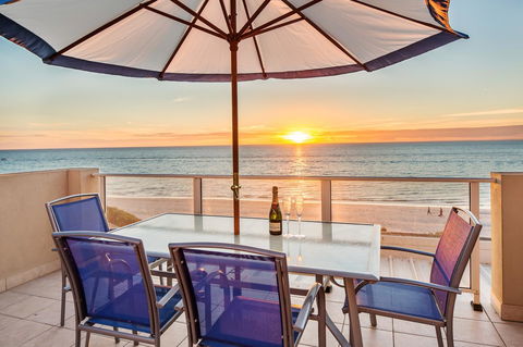 Adelaide Luxury Beach House - Nambucca Heads Accommodation 9