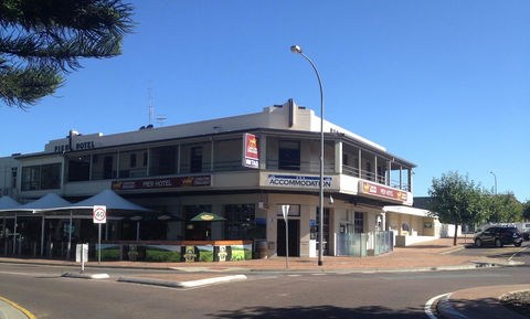 Pier Hotel Port Lincoln - Nambucca Heads Accommodation 0