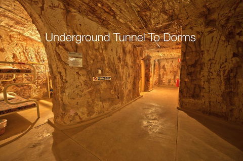 Radeka Downunder Underground Motel - Nambucca Heads Accommodation 10