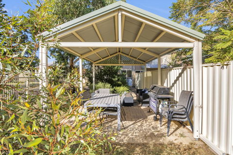 The Lighthouse - Port Willunga - C21 SouthCoast Holidays - Nambucca Heads Accommodation 14