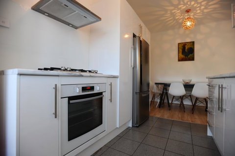 Glenelg Holiday Apartments-The Broadway - Nambucca Heads Accommodation 3