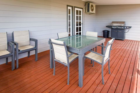 Desert Pea - Nambucca Heads Accommodation 2
