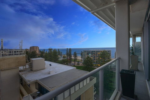 Glenelg Skyline Penthouse - Nambucca Heads Accommodation 5