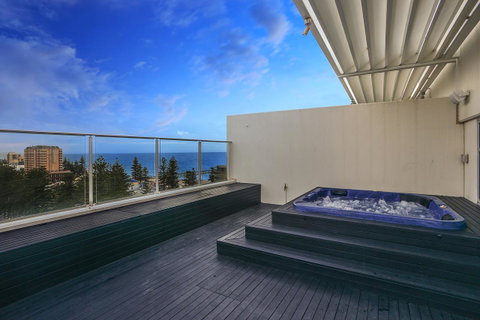 Glenelg Skyline Penthouse - Nambucca Heads Accommodation 2