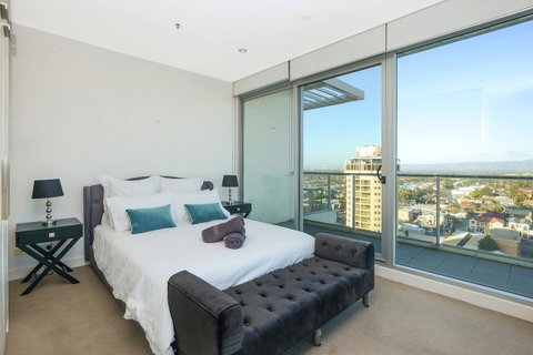 Glenelg Skyline Penthouse - Nambucca Heads Accommodation 19