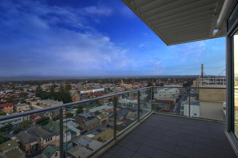 Glenelg Skyline Penthouse - Nambucca Heads Accommodation 28