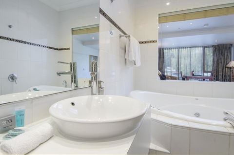 The Commodore - Nambucca Heads Accommodation 43