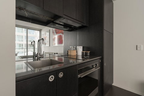 Ther-Rich Elegant 1BR Apartment In Walkerville - Nambucca Heads Accommodation 11