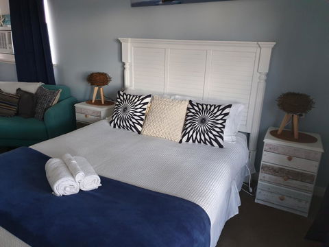 Court House - Studio - Nambucca Heads Accommodation 5