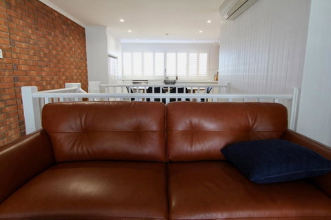 Southern Sands\' Beachfront Apartment - Nambucca Heads Accommodation 6