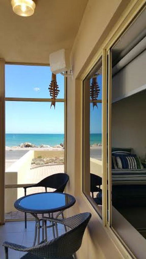 Acaill Accommodation Esplanade Living Self Check-In Self Check-Out - Nambucca Heads Accommodation 18