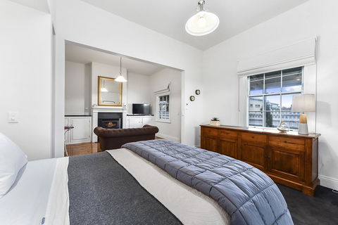 Railway Cottage In Beachport - Nambucca Heads Accommodation 2
