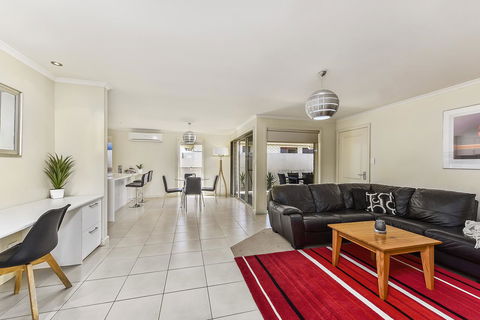 City Fringe Apartment - Nambucca Heads Accommodation 0