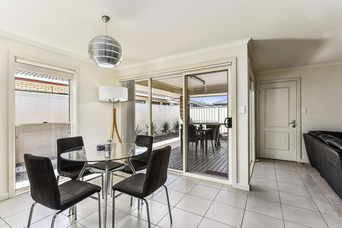 City Fringe Apartment - Nambucca Heads Accommodation 6