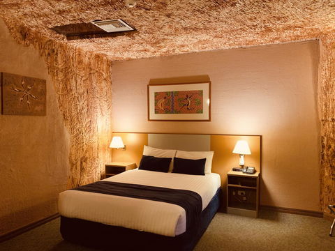 Desert Cave Hotel - Nambucca Heads Accommodation 12