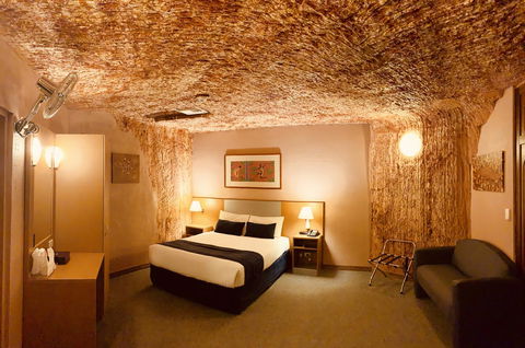 Desert Cave Hotel - Nambucca Heads Accommodation 11