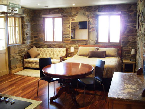 1860 Wine Country Cottages - Nambucca Heads Accommodation 10