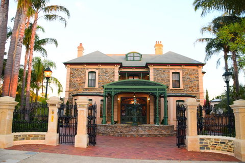 Grand Bluestone Mansion - Nambucca Heads Accommodation 26