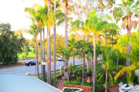 Grand Bluestone Mansion - Nambucca Heads Accommodation 23