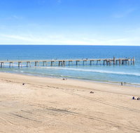 Pier Oceanview Apartment - Nambucca Heads Accommodation