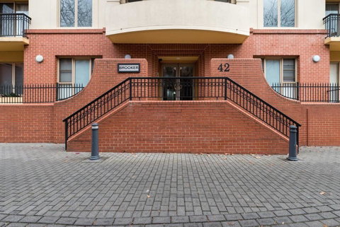 One Bedroom In Adelaideâ€™s East End FREE WIFI*Netflix*Parking - Nambucca Heads Accommodation 13