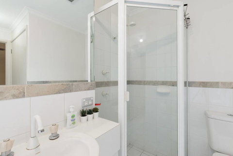 One Bedroom In Adelaideâ€™s East End FREE WIFI*Netflix*Parking - Nambucca Heads Accommodation 10