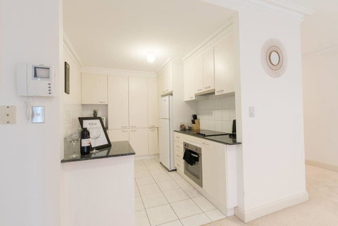 One Bedroom In Adelaideâ€™s East End FREE WIFI*Netflix*Parking - Nambucca Heads Accommodation 12