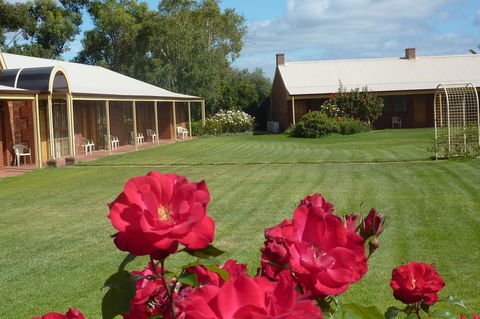 Coonawarra Place Motor Inn - Nambucca Heads Accommodation 0
