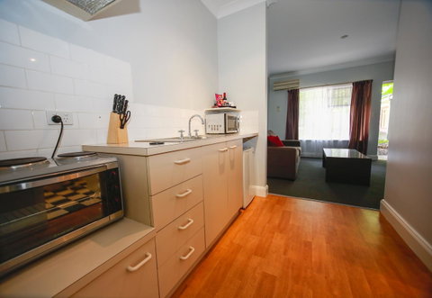 St Francis Winery - Nambucca Heads Accommodation 8
