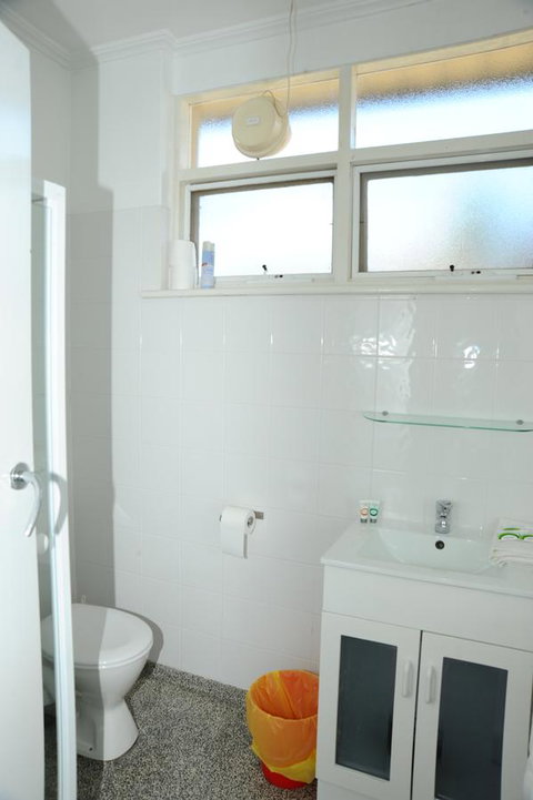 Glenelg Holiday Apartments-Ellis - Nambucca Heads Accommodation 10