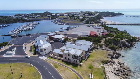Robe Marina Accommodation - Nambucca Heads Accommodation 0