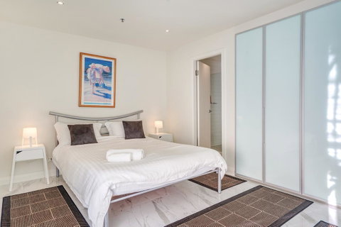 Glenelg Skyline Beachfront Penthouse, Adelaide - Nambucca Heads Accommodation 17