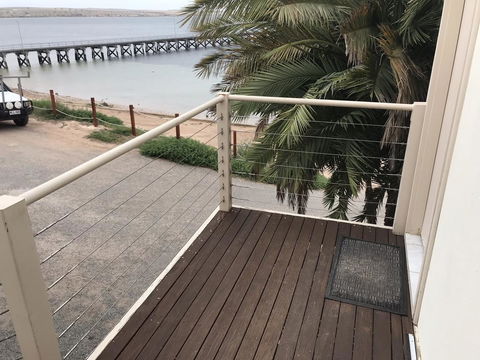 Beachside & Jetty View Apartment 6 - Captain\'s Apt - Nambucca Heads Accommodation 10