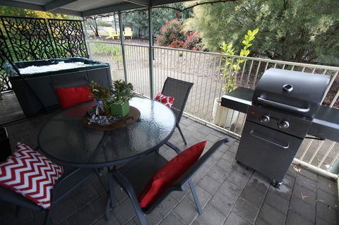 One Tree Bed And Breakfast - Nambucca Heads Accommodation 3