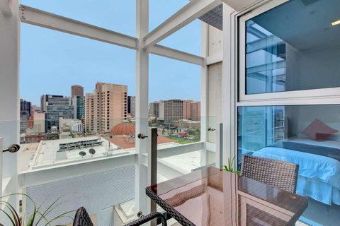 Executive Suite, Incredible Views Of City - Nambucca Heads Accommodation 4