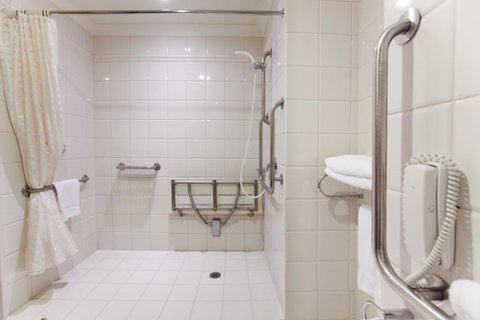 Duxton Hotel Perth - Nambucca Heads Accommodation 4