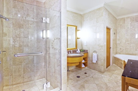 Duxton Hotel Perth - Nambucca Heads Accommodation 3