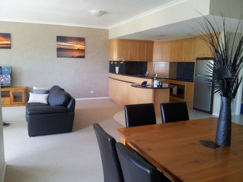 Boardwalk By The Beach - Nambucca Heads Accommodation 1