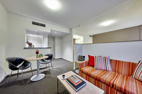 Ibis Perth - Nambucca Heads Accommodation 3