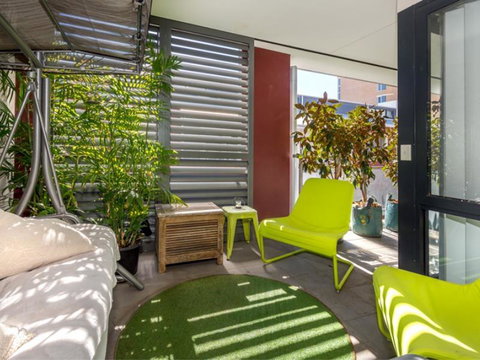 Home Apartment - Perth City Centre - Free WiFi - Nambucca Heads Accommodation 2