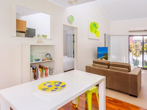 Home Apartment - Perth City Centre - Free WiFi - Nambucca Heads Accommodation 6