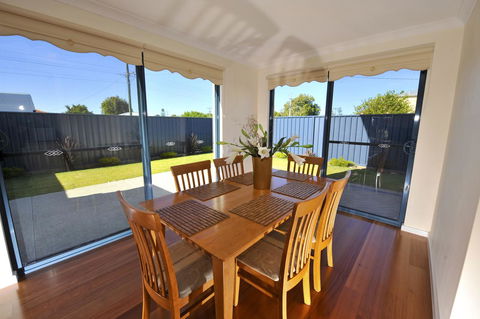 Palm Beach Manor - Nambucca Heads Accommodation 5