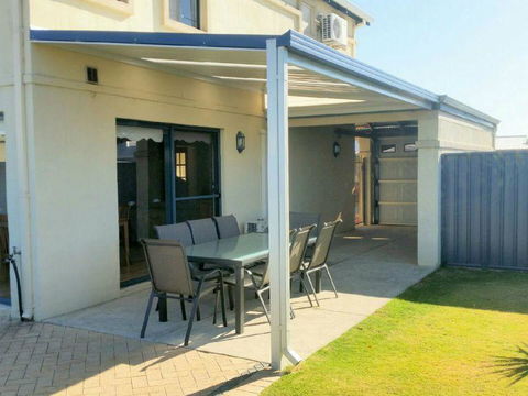 Palm Beach Manor - Nambucca Heads Accommodation 12