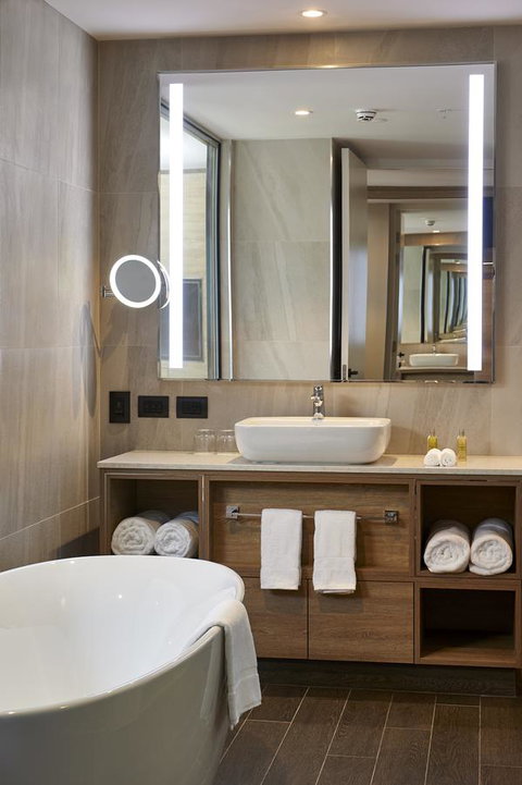 Doubletree By Hilton Perth Northbridge - Nambucca Heads Accommodation 17