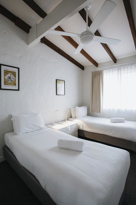 Canal Rocks Beachfront Apartments - Nambucca Heads Accommodation 37