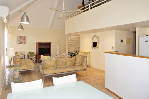Osprey Holiday Village Unit 110 - Nambucca Heads Accommodation 1