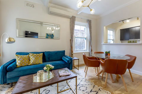 Heritage Townhouse Near Harbour Bridge - Nambucca Heads Accommodation 0